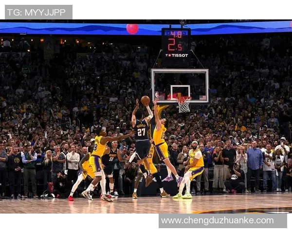 NBA毒蛇对决南湾湖人精彩赛事回顾与精彩瞬间分析