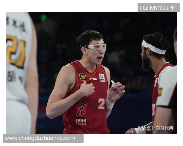 周琦在国际篮球舞台上的崛起与挑战：从青涩球员到国家队核心的奋斗历程