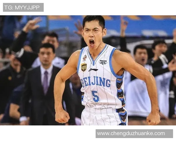 张庆鹏:从篮球场上的传奇到生活中的奋斗者,探寻他的成长与坚持之路 张庆鹏:从篮球场上的传奇到生活中的奋斗者,探寻他的成长与坚持之路